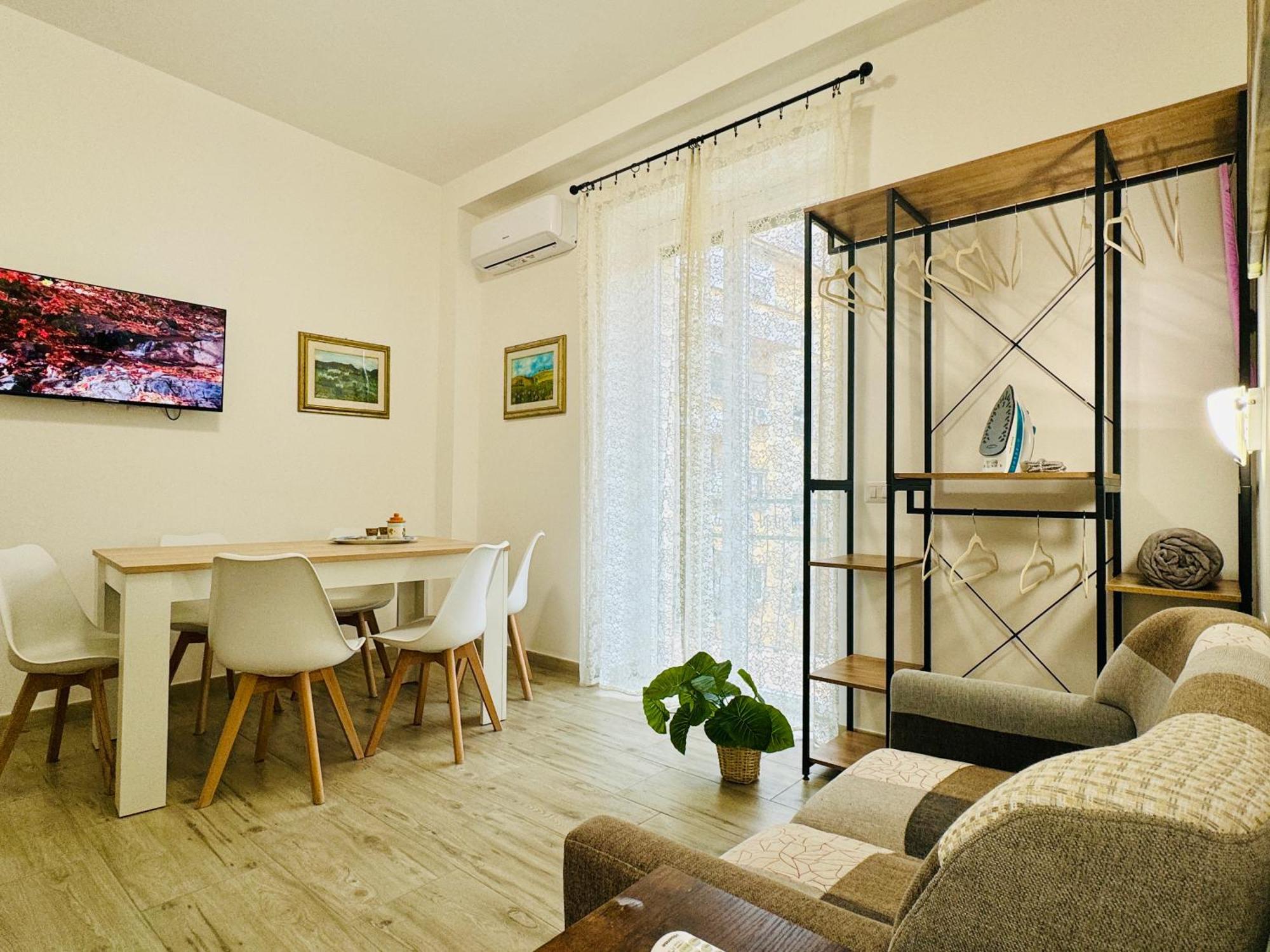 Casa Flora Apartment โรม ภายนอก รูปภาพ