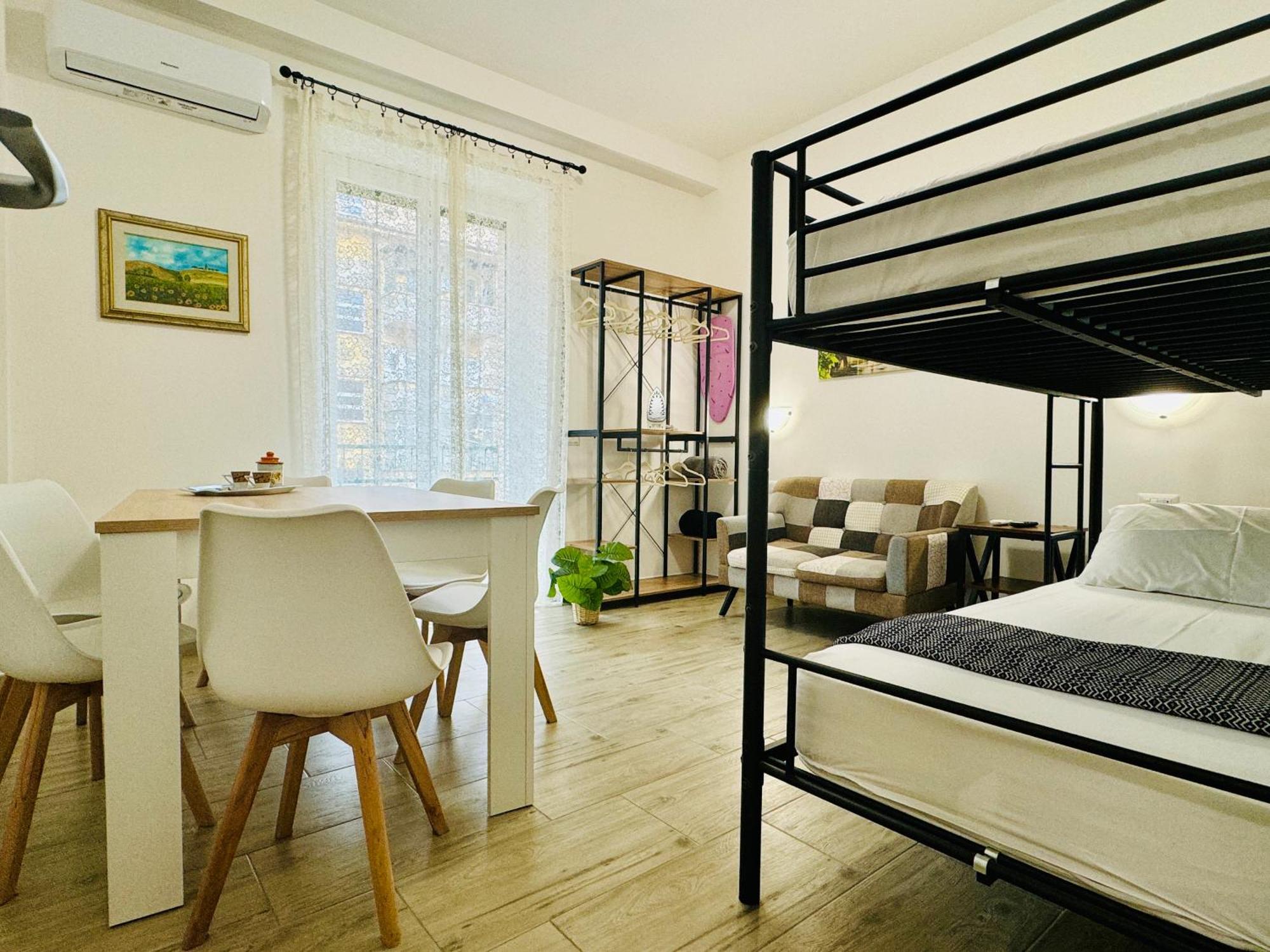 Casa Flora Apartment โรม ภายนอก รูปภาพ